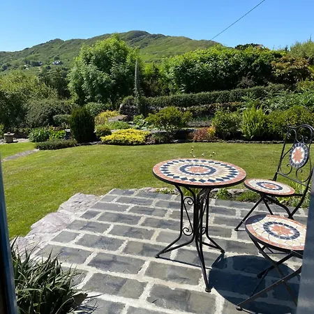 Unique Old Stone * Killarney