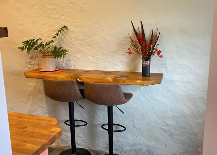 Unique Old Stone * Cill Airne