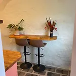 Unique Old Stone * Cill Airne